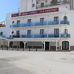 Отель Marina Sleep And Ship Роди-Гарганико
