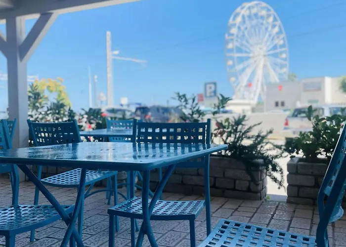 Marina Sleep And Ship Ξενοδοχείο