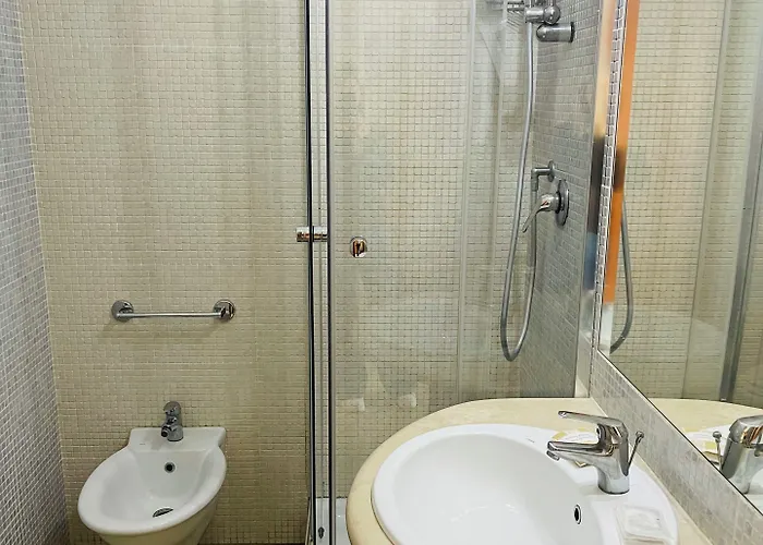 Marina Sleep And Ship Rodi Garganico