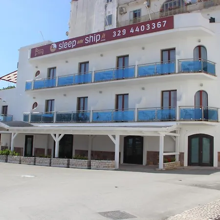 Hotel Marina Sleep And Ship Rodi Garganico