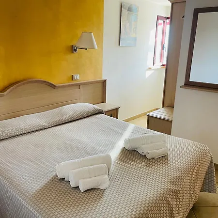 Marina Sleep And Ship * Роди-Гарганико