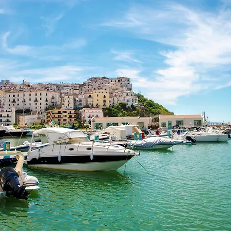 Marina Sleep And Ship * Rodi Garganico