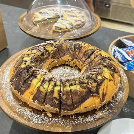 Marina Sleep And Ship Hotel