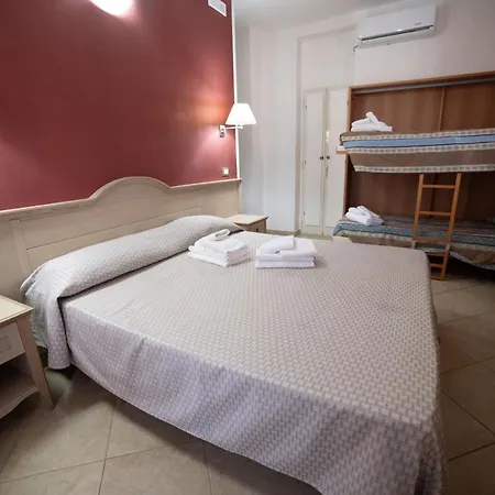 Hotel Marina Sleep And Ship *