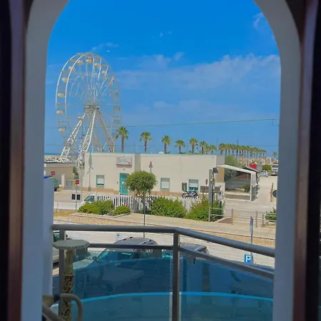 Marina Sleep And Ship Rodi Garganico