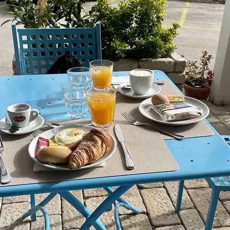 Marina Sleep And Ship