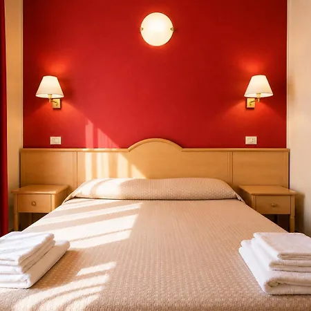 Marina Sleep And Ship Rodi Garganico
