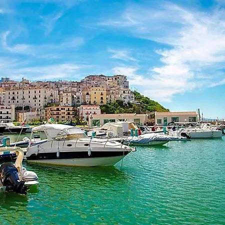 Marina Sleep And Ship Hotell Rodi Garganico